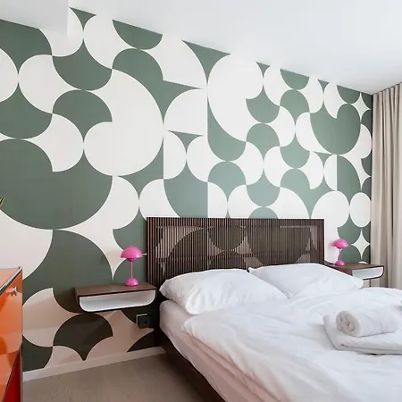 Appartement Bauhaus 70 Retro Art By Castle & Danube
