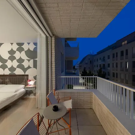 Bauhaus 70 Retro Art By Castle & Danube Appartement Bratislava